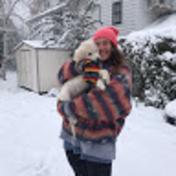 Meet your Posher, Mackenzie - Picture 1 of 1